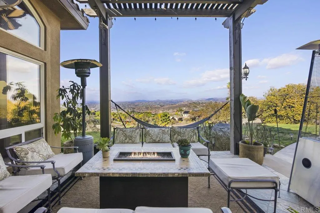 https://cdn.realtyfeed.com/cdn/127/306356066/be4003cc4027e3f1a9dd8dc5be493180.webp