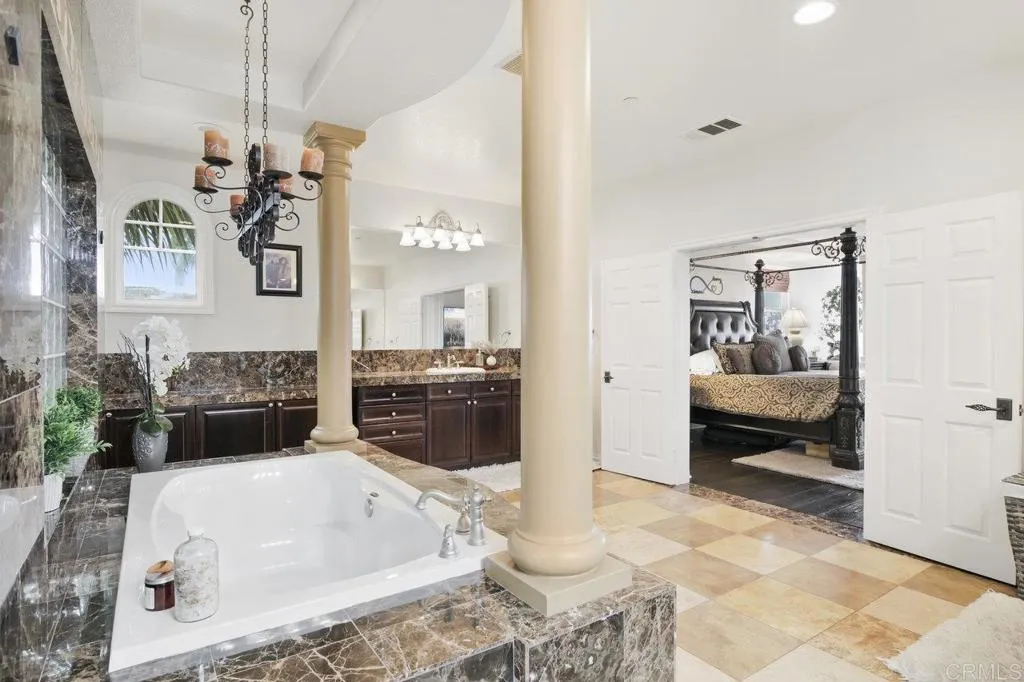 https://cdn.realtyfeed.com/cdn/127/306356066/f61cfaa9949959e6958da5784a416685.webp
