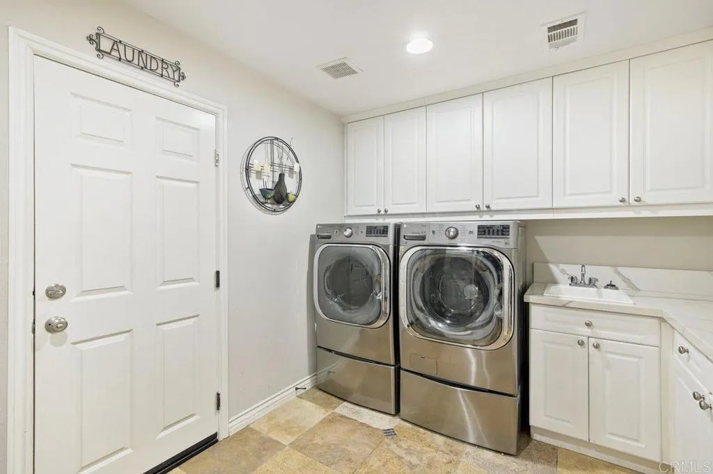 https://cdn.realtyfeed.com/cdn/127/306356066/fdd92ac156b9a307bf94b66764910f61.webp