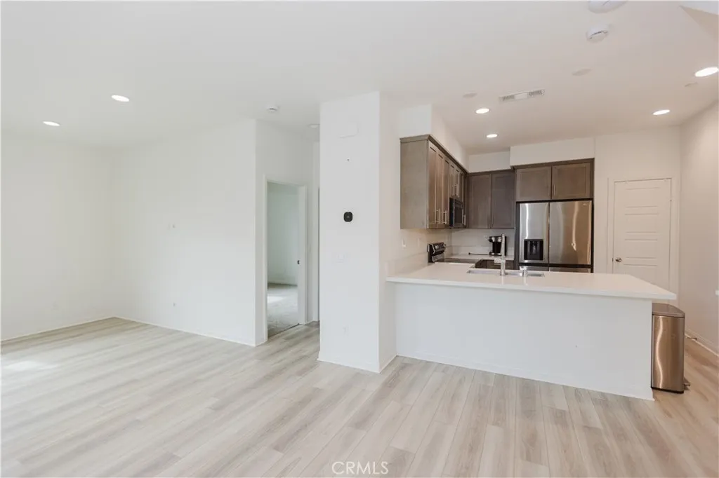 https://cdn.realtyfeed.com/cdn/127/306356131/0e3badd3fd7d8c26442735a09aac34cc.webp