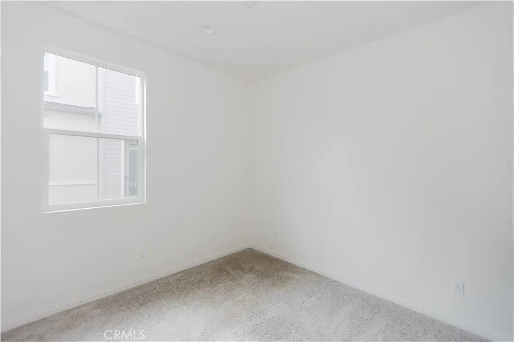 https://cdn.realtyfeed.com/cdn/127/306356131/958c67da1756a5778ea75741d5e35e2e.webp