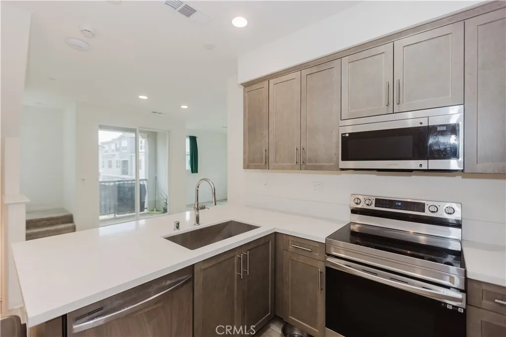 https://cdn.realtyfeed.com/cdn/127/306356131/ff8741199960063e9da5a131d8b462fd.webp