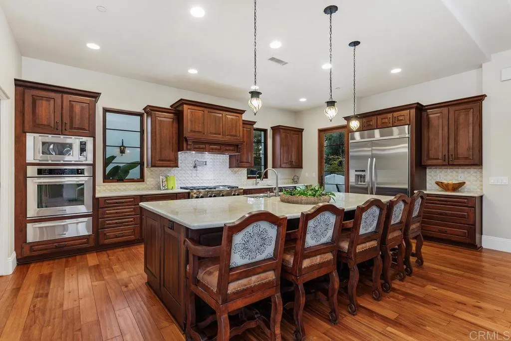 https://cdn.realtyfeed.com/cdn/127/306356189/6d9efe97c71e5949201a4b94170d2754.webp