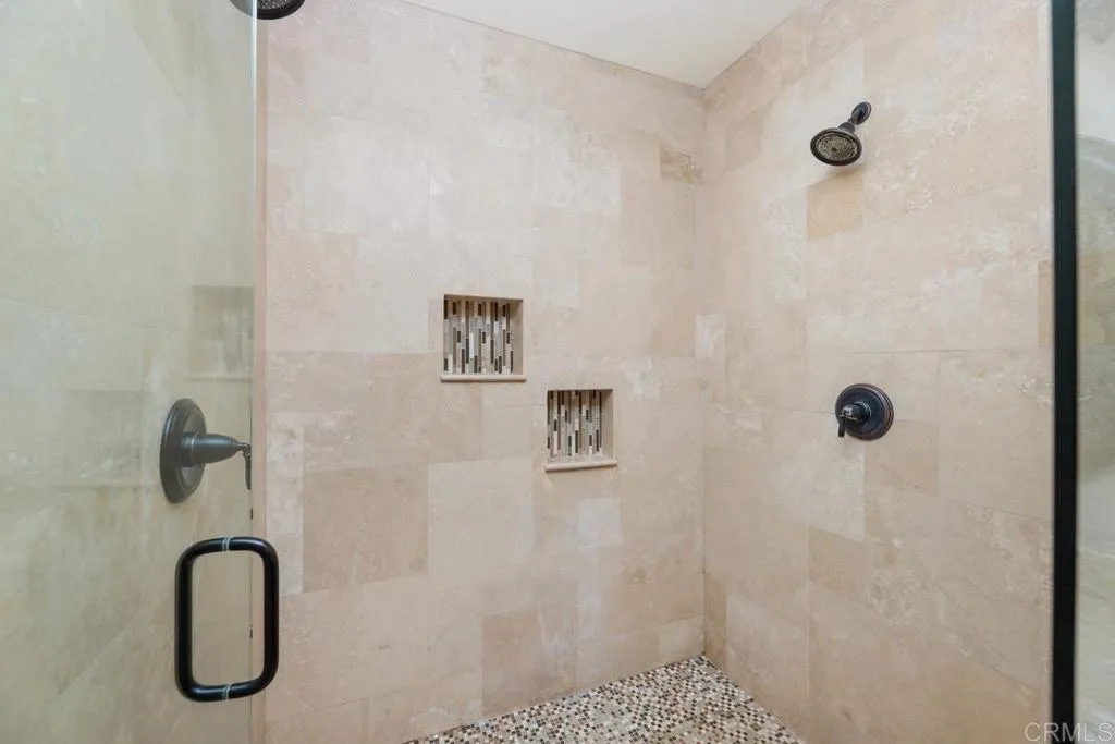 https://cdn.realtyfeed.com/cdn/127/306356189/a1230ef709fb031f92ece390f80b4773.webp