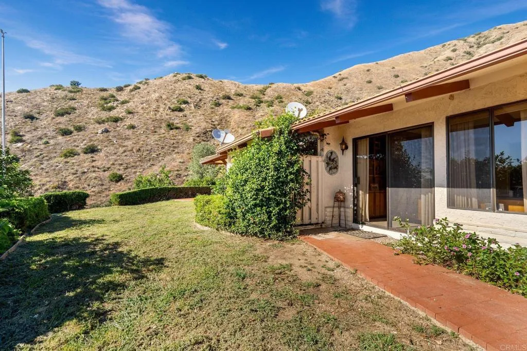 https://cdn.realtyfeed.com/cdn/127/306356367/021427c06acca0b42cf59b5a8c2c2595.webp