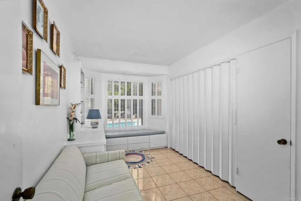https://cdn.realtyfeed.com/cdn/127/306356367/a9ce405e30a07cd3e04725e4b5cc3537.webp