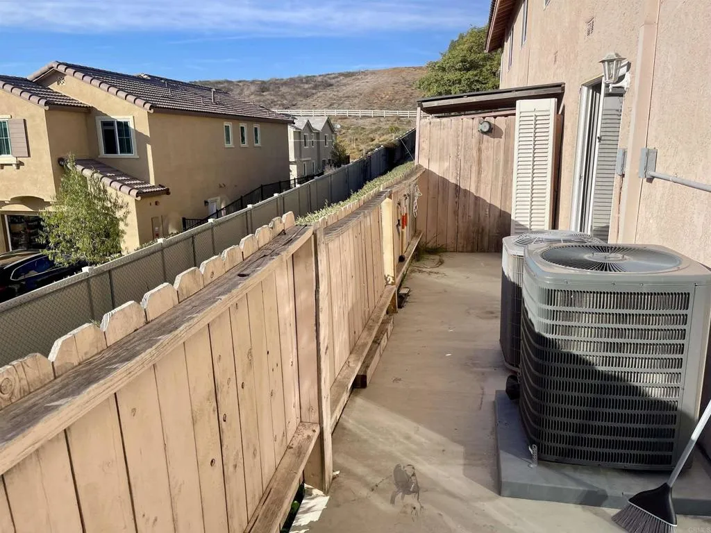 https://cdn.realtyfeed.com/cdn/127/306356434/cd4b86a55835c2e52a0eaac64888c455.webp
