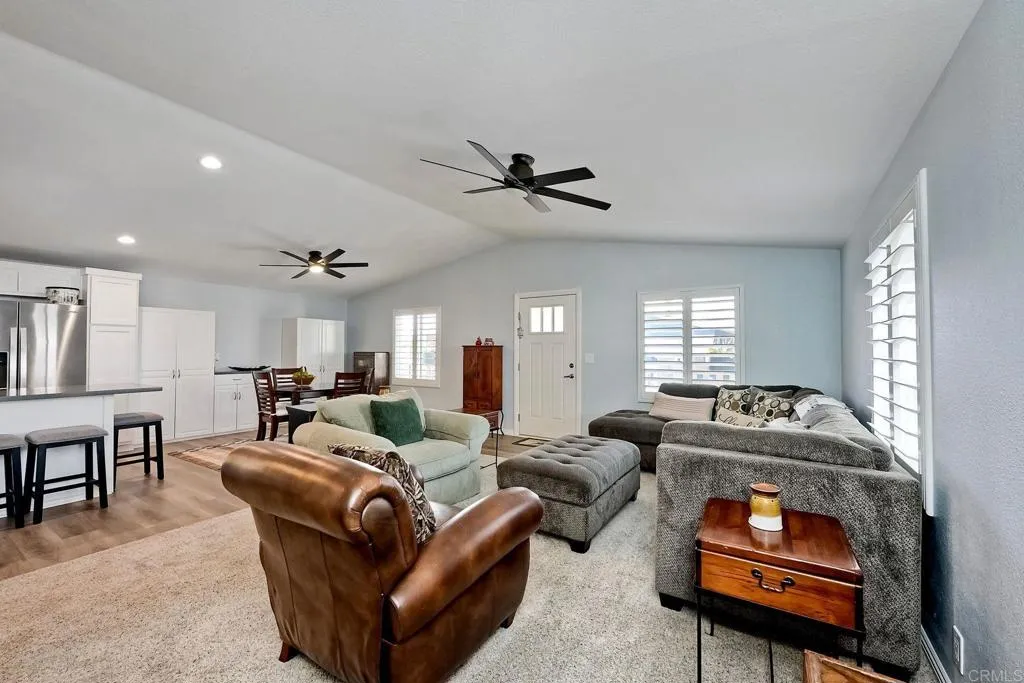 https://cdn.realtyfeed.com/cdn/127/306356516/f3dd7c731e2e1e8c990b6066daec250d.webp