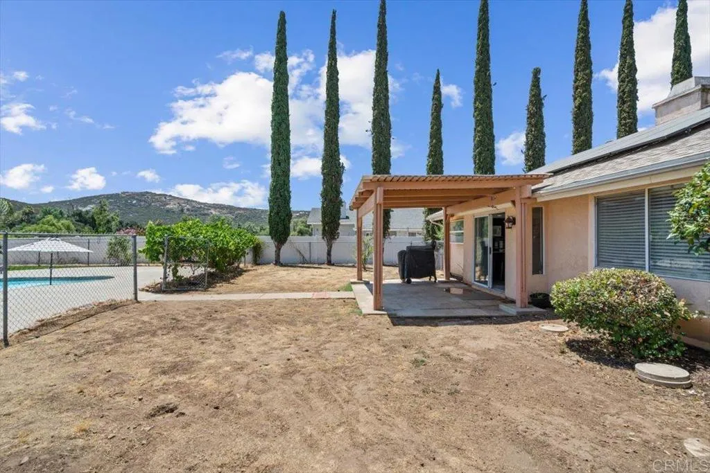 https://cdn.realtyfeed.com/cdn/127/306357251/43cf76e491d1ebeaa80a804a6954f12e.webp