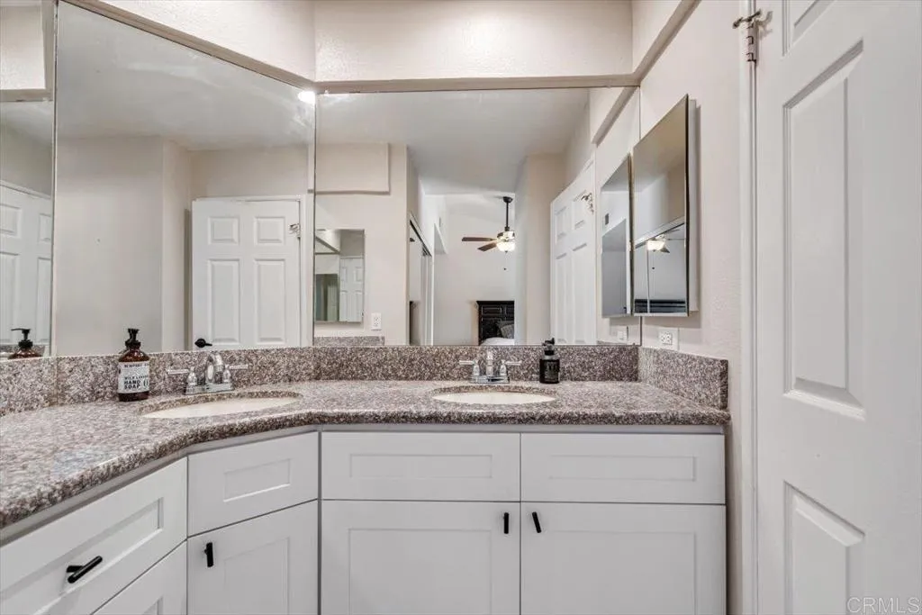 https://cdn.realtyfeed.com/cdn/127/306357251/95f47f30ed44c57f15027d18d87c771e.webp