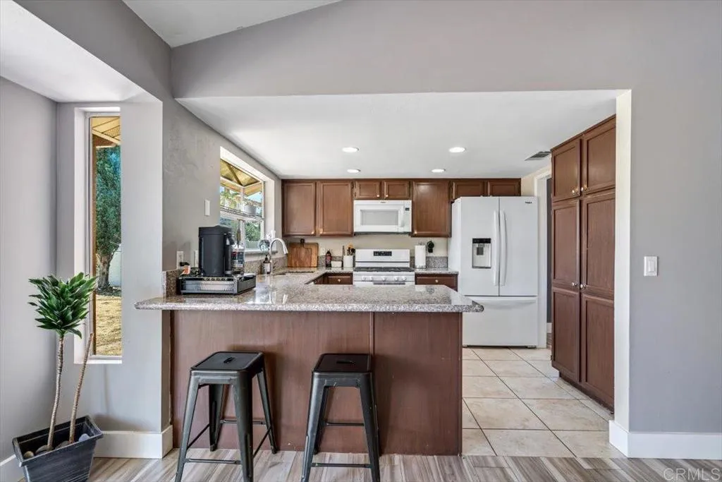 https://cdn.realtyfeed.com/cdn/127/306357251/a10d30f95a53f587bd71ecc93a5f743b.webp