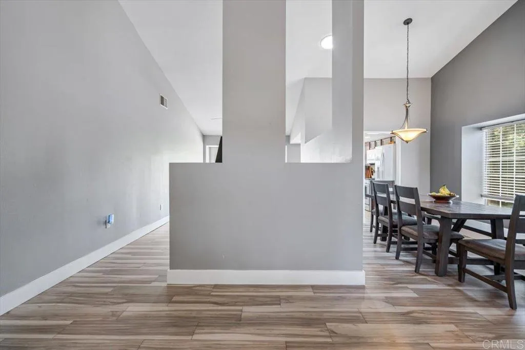 https://cdn.realtyfeed.com/cdn/127/306357251/adb68bbca8b86247e5e1ef2a5c786586.webp