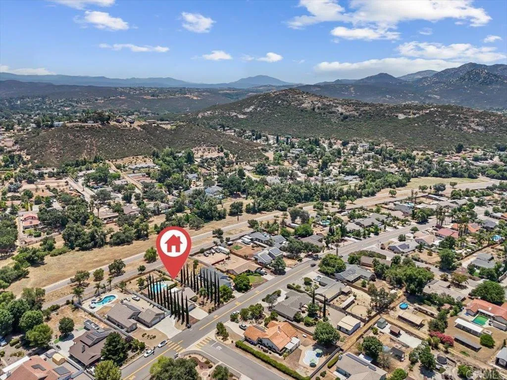 https://cdn.realtyfeed.com/cdn/127/306357251/b93c88bf58e80c89a054a17d905a19c9.webp