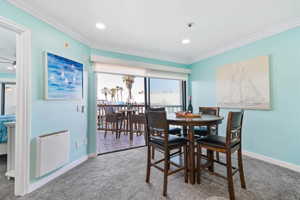 https://cdn.realtyfeed.com/cdn/127/306357353/1d070c62b32544454c1866f3f94820c9.webp