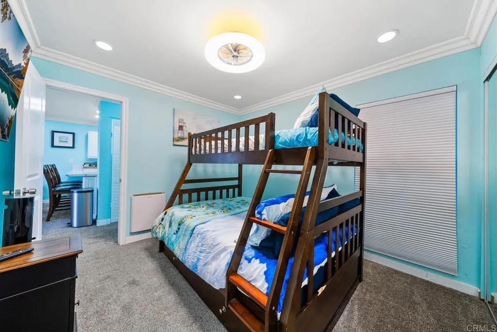 https://cdn.realtyfeed.com/cdn/127/306357353/5e1da79823f08670bd25b2720d3957ac.webp