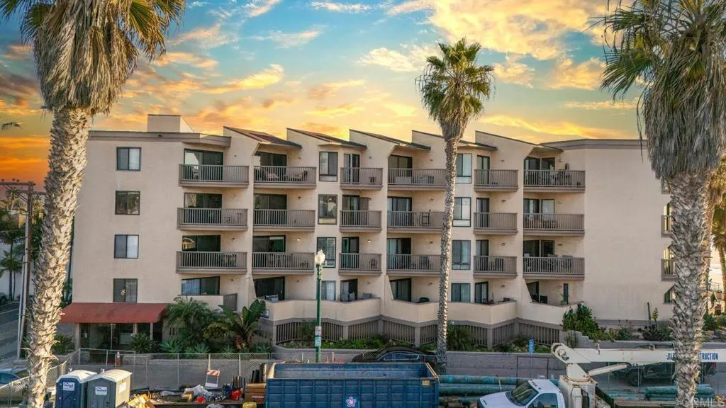 https://cdn.realtyfeed.com/cdn/127/306357353/a0ec047c2c711f4148c9c59d5a6e88df.webp