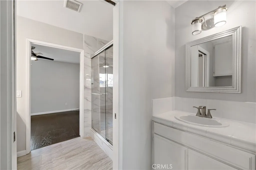 Photo #24: SW25017539 Listing: Photo #24
