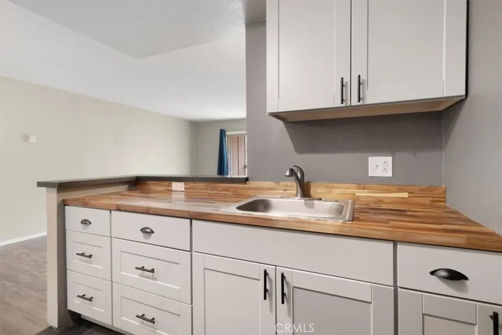 https://cdn.realtyfeed.com/cdn/127/306357680/b32714b251ae73375c039b5e1cb6b466.webp