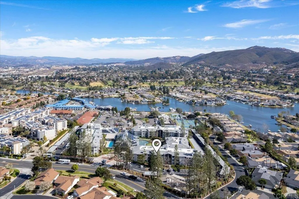 https://cdn.realtyfeed.com/cdn/127/306357807/56df6e1a260cb930fd4224c9f61aaf2d.webp