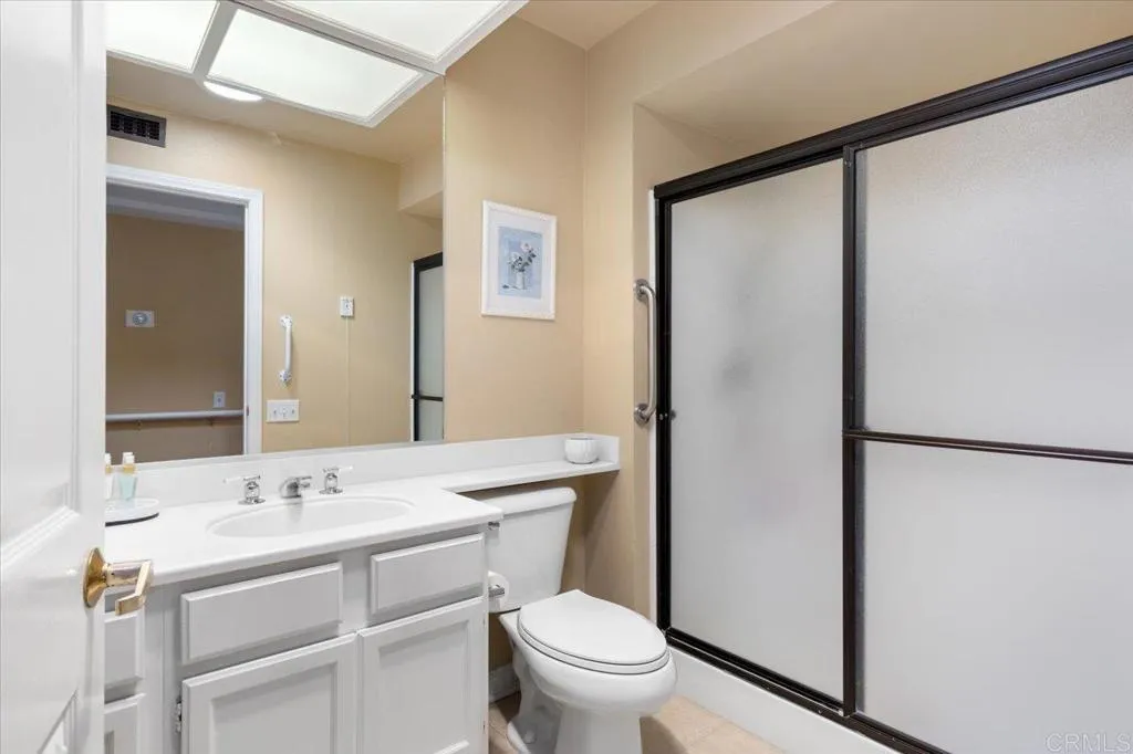 https://cdn.realtyfeed.com/cdn/127/306357807/aca6cb18f4bc9528cf2fc35197c3a9a9.webp