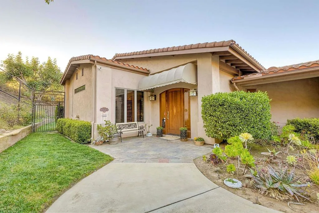 https://cdn.realtyfeed.com/cdn/127/306358432/f4d2de2463f817e53e988db7ddbfffd3.webp