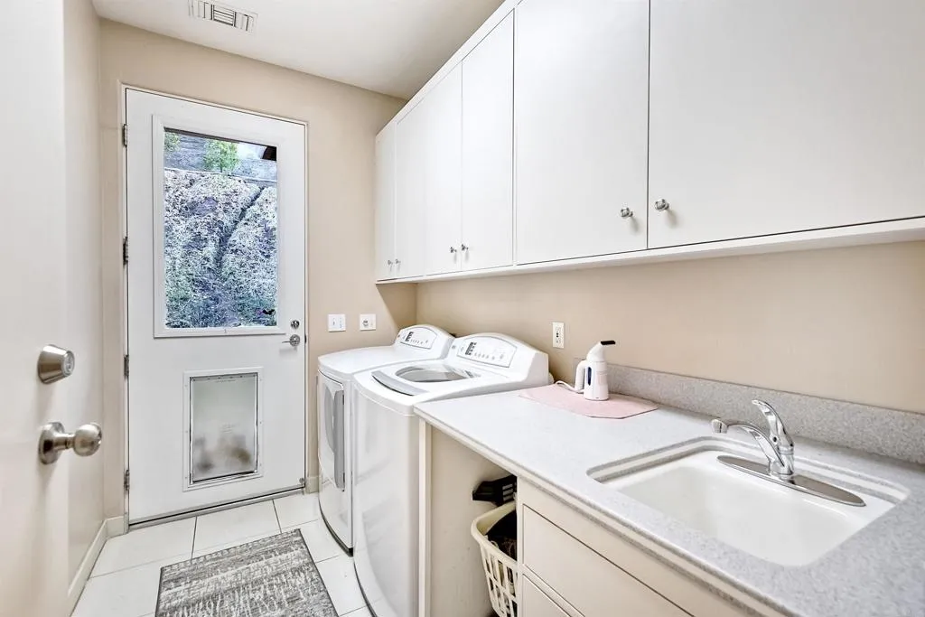 https://cdn.realtyfeed.com/cdn/127/306358432/f66c44feee46f0c294c4e0aea96d8097.webp