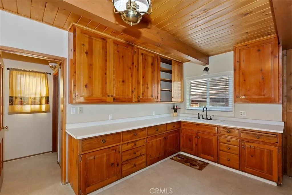33810 Meadow Lane, Green Valley Lake, Ca 92341 - Photo 5 of 29, Green Valley Lake, CA