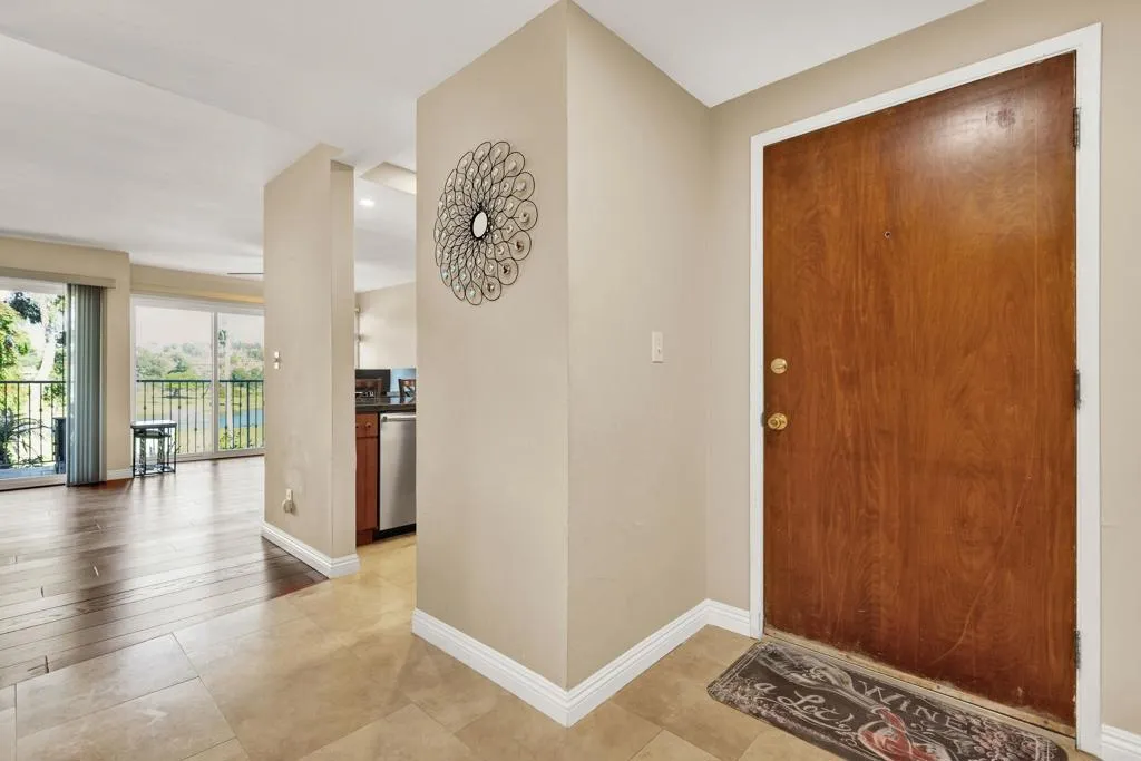 https://cdn.realtyfeed.com/cdn/127/306359165/714ee739c46708183870a9a1f28467fe.webp