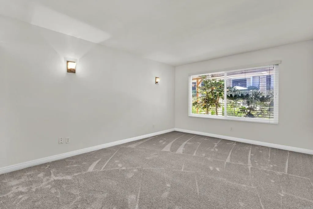 https://cdn.realtyfeed.com/cdn/127/306359165/78726335bfae904e2704491f84b52b88.webp