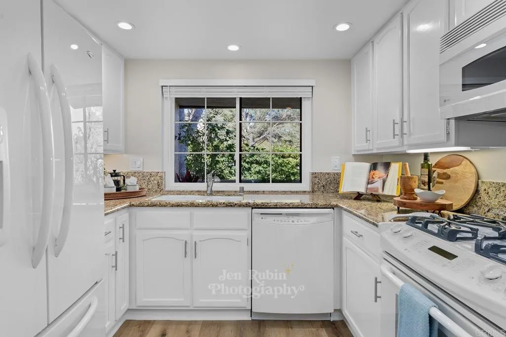 https://cdn.realtyfeed.com/cdn/127/306359871/544f5b9431df4bc6e3abf297cb9f9434.webp