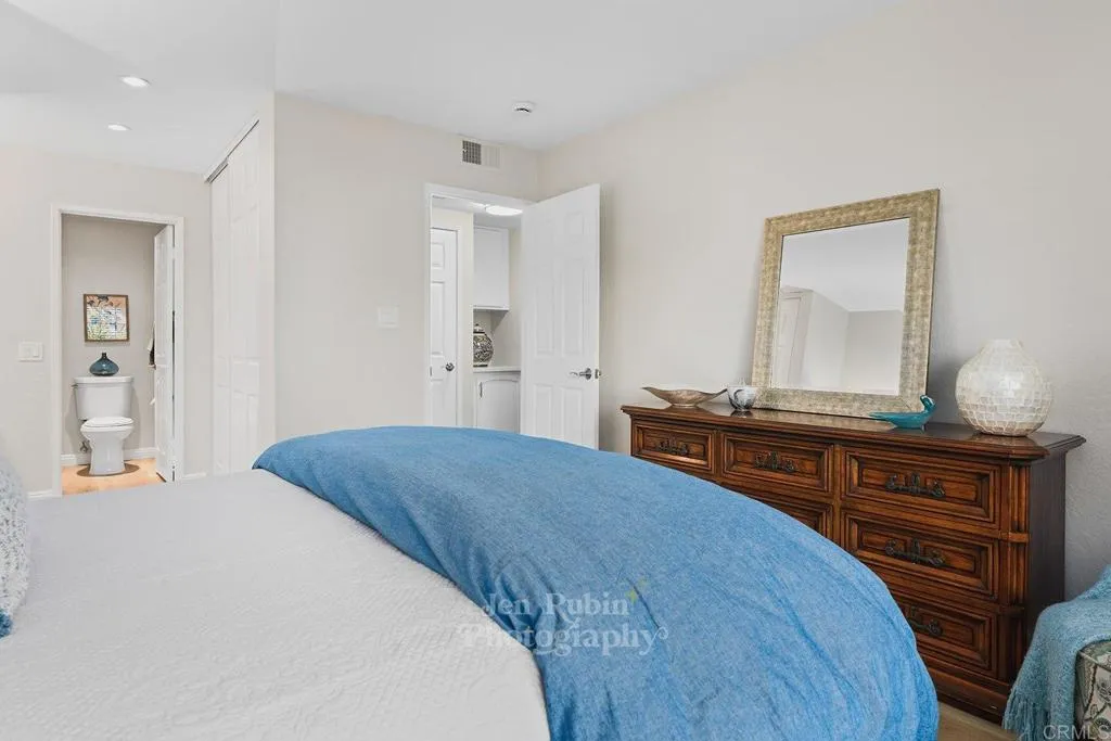 https://cdn.realtyfeed.com/cdn/127/306359871/eae367740ce59a4293777d3039102813.webp