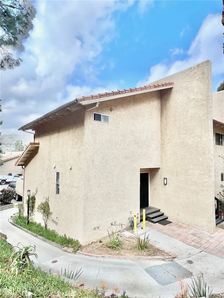 64 Avalon Terrace Road, Avalon, Ca 90704 - Photo 5 of 36, Avalon, CA