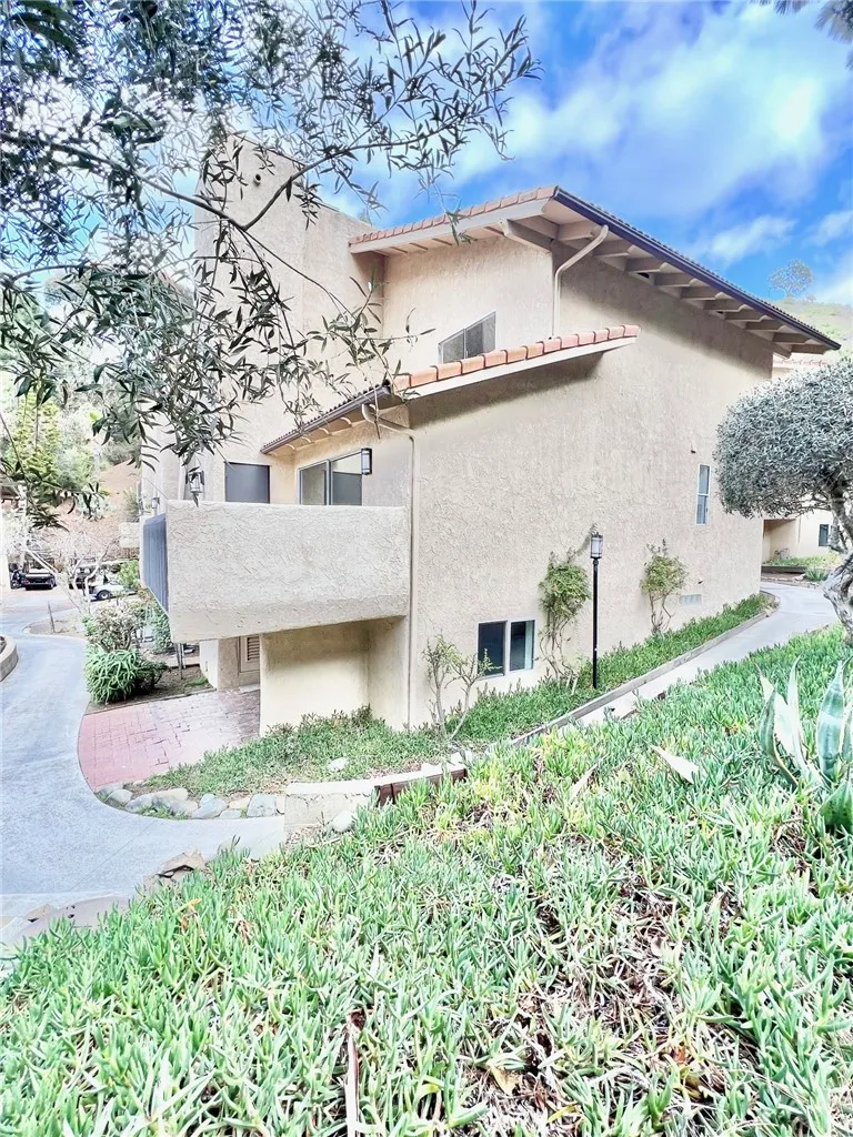 64 Avalon Terrace Road, Avalon, Ca 90704 - Photo 3 of 36, Avalon, CA