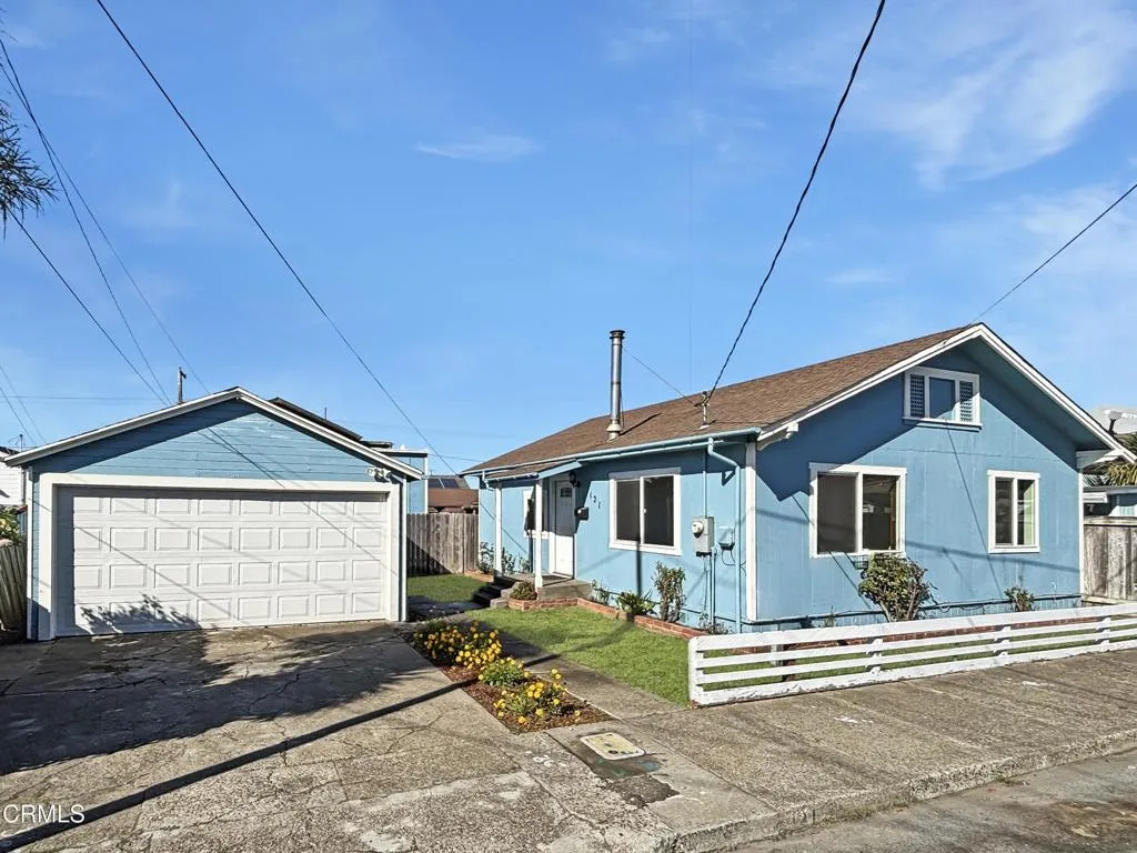 121 Florence Street, Fort Bragg, Ca 95437