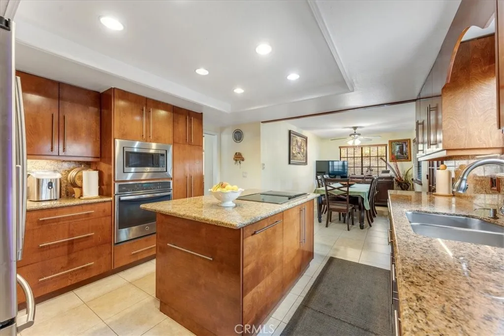 https://cdn.realtyfeed.com/cdn/127/306360695/bfae31384c5a6d9ccf3e68f25609cb7f.webp