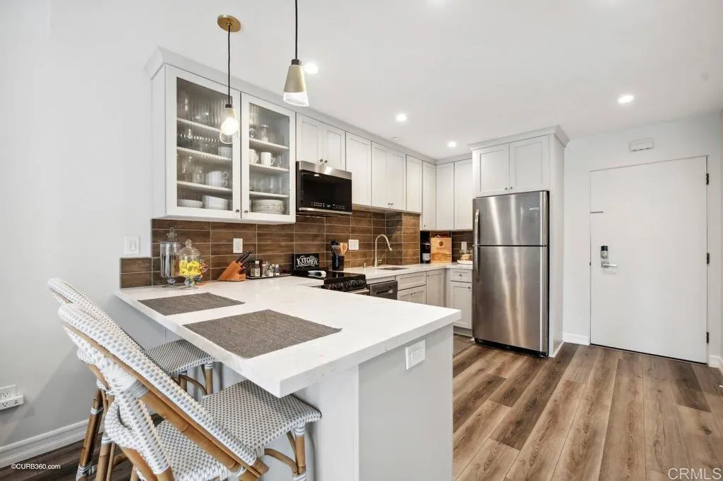 https://cdn.realtyfeed.com/cdn/127/306360824/74194c39f30278f45f5265408387c869.webp