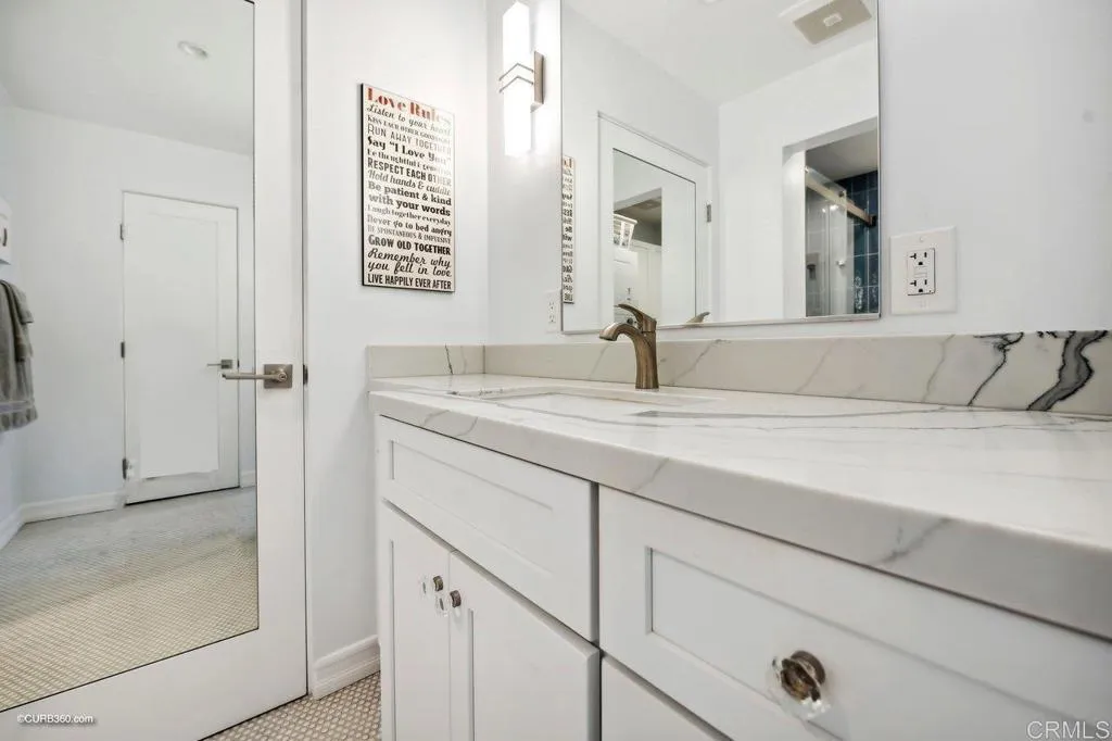 https://cdn.realtyfeed.com/cdn/127/306360824/d5fcc5602f609a387a6c9bc9b5c69f4d.webp