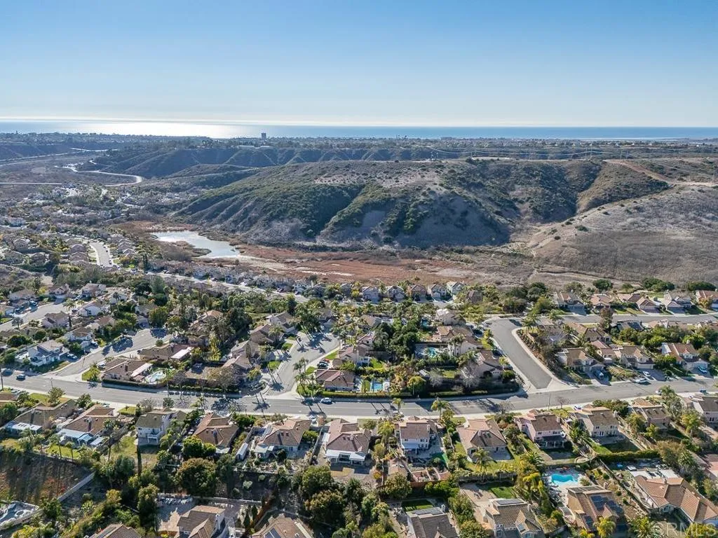 https://cdn.realtyfeed.com/cdn/127/306361441/f7618c887538d72af1f2f223208c6403.webp