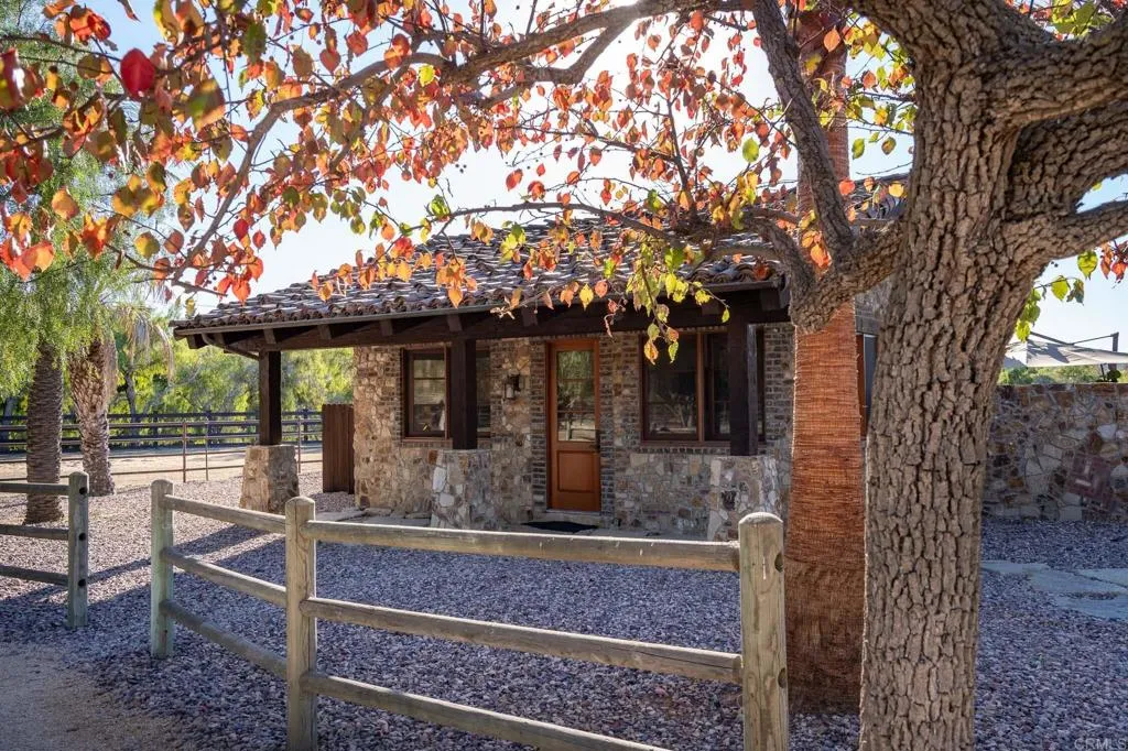 https://cdn.realtyfeed.com/cdn/127/306361626/3d5c0103c7152d4471f8b51193342536.webp