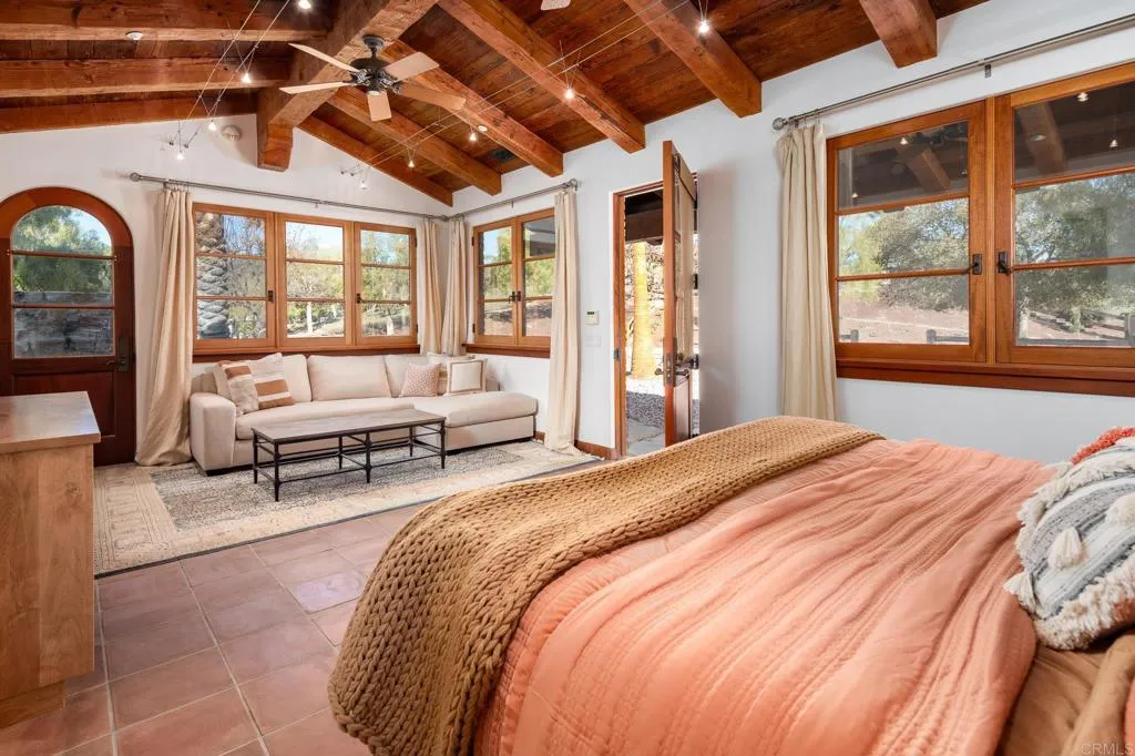 https://cdn.realtyfeed.com/cdn/127/306361626/a7ad496a2ba68a43b7c83daf58805e4e.webp