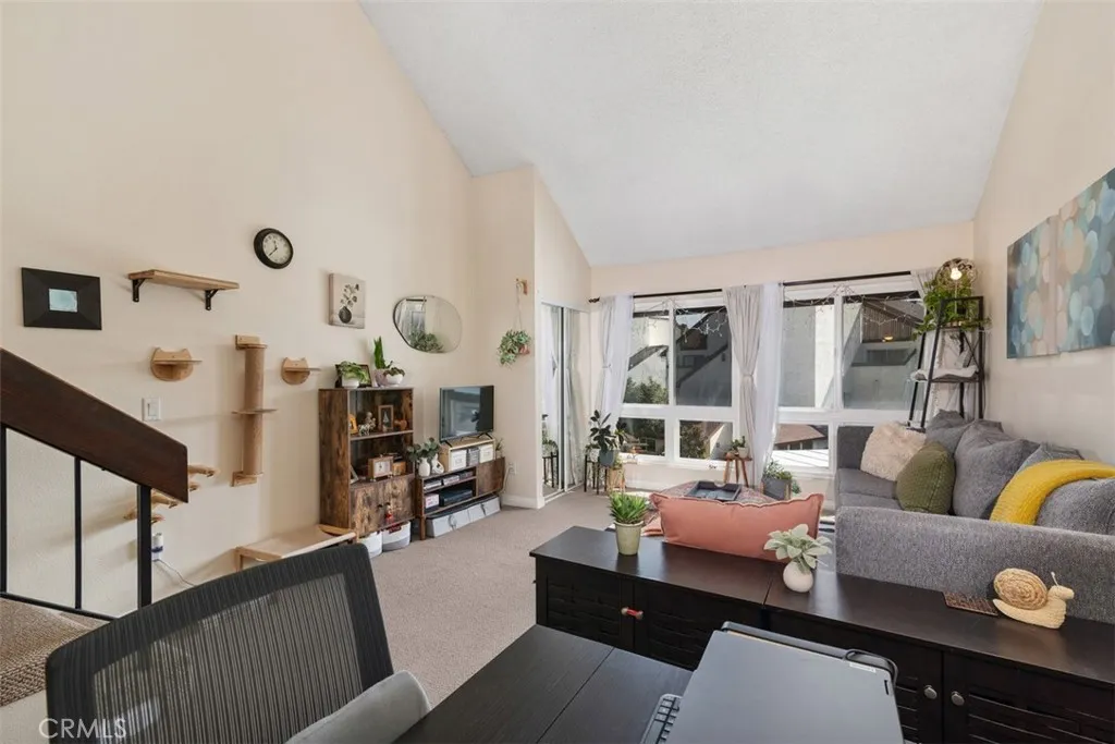 Photo #4: IV25031884 Listing 