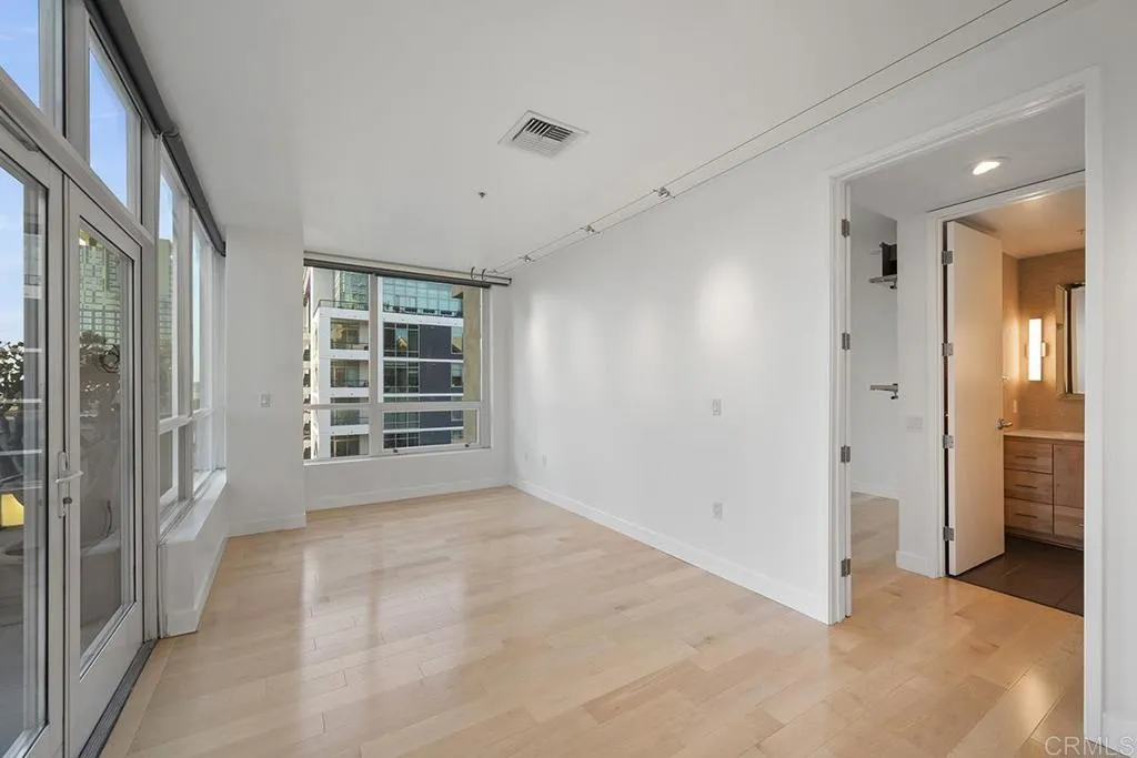 https://cdn.realtyfeed.com/cdn/127/306363821/579143cf701bc520fb04869de30007dc.webp
