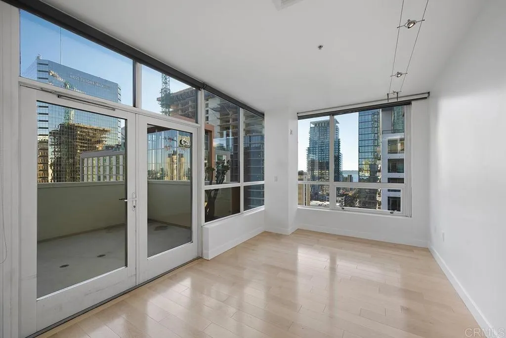 Photo #5: PTP2501082 Listing 