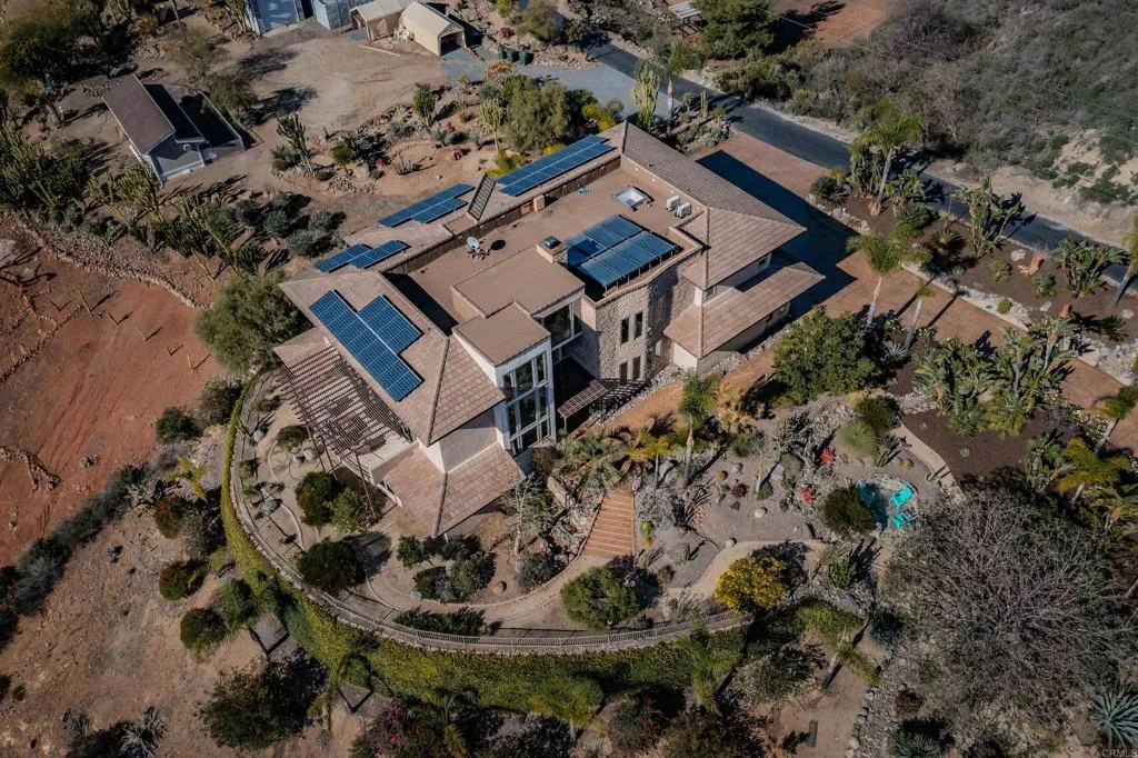 2362 Edgehill Road, Vista, CA, 92084