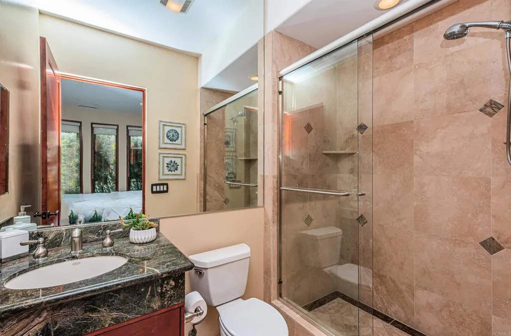 2362 Edgehill Road, Vista, CA, 92084