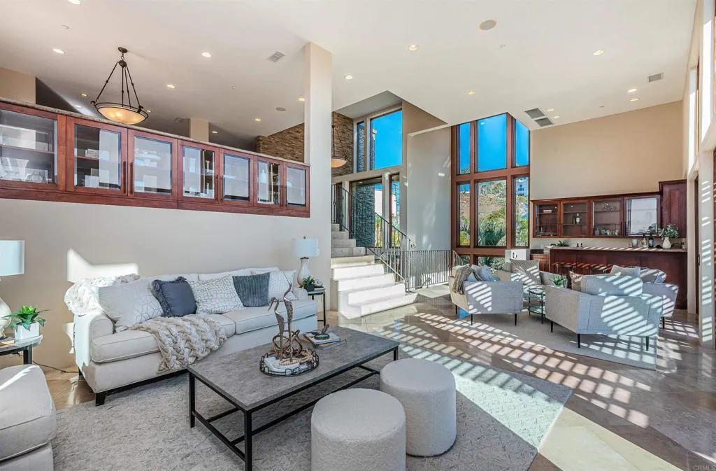 2362 Edgehill Road, Vista, CA, 92084