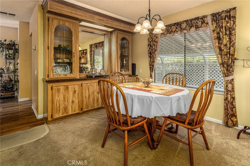 https://cdn.realtyfeed.com/cdn/127/306364000/4007bd4e59d05676a61ccd3446a26ca6.webp