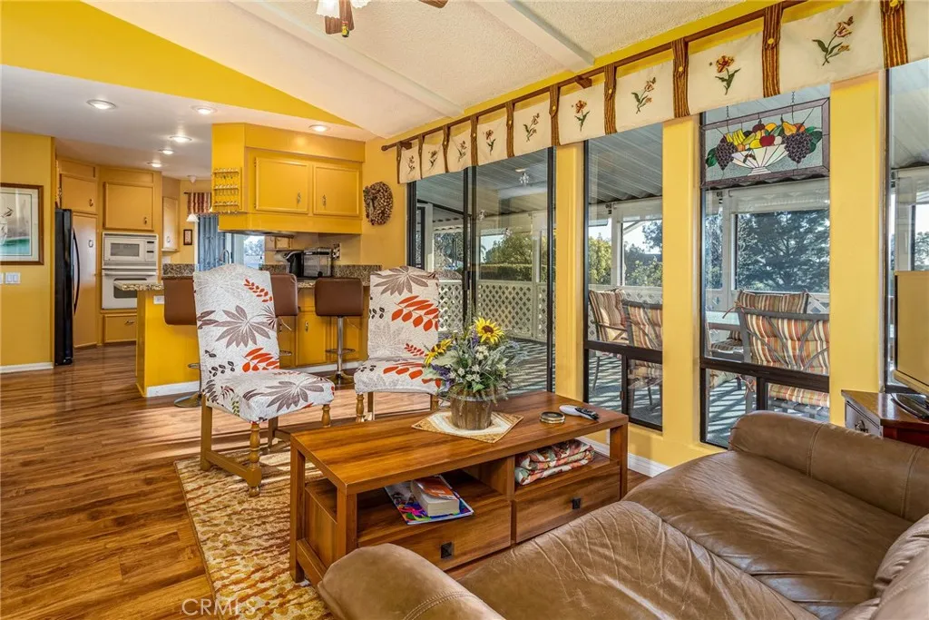 https://cdn.realtyfeed.com/cdn/127/306364000/463e57c467ddc21216cc0be671d9cba9.webp