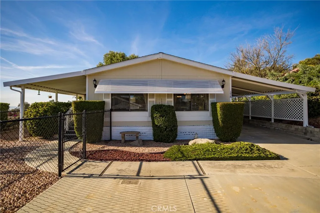 https://cdn.realtyfeed.com/cdn/127/306364000/54d81e8933a22f963114c06f6c5e0141.webp