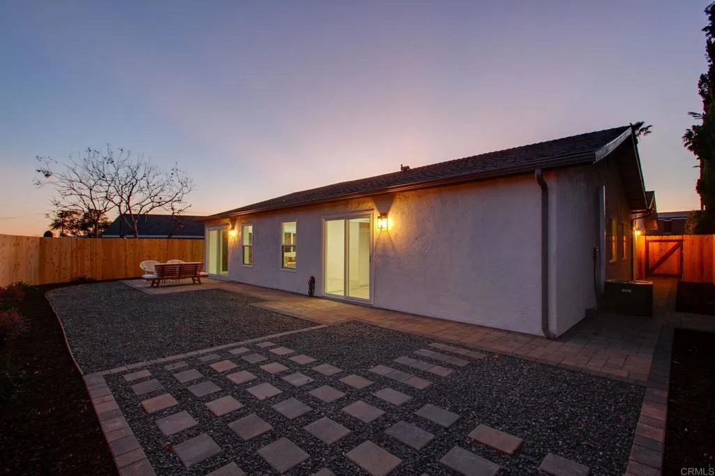 https://cdn.realtyfeed.com/cdn/127/306364353/577ba8c468aa24a5268e79f947e4fb72.webp